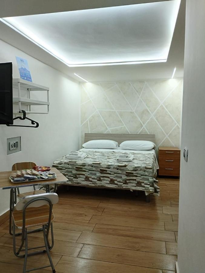 Casa Nina- Camera Ischia Leilighet Napoli Eksteriør bilde